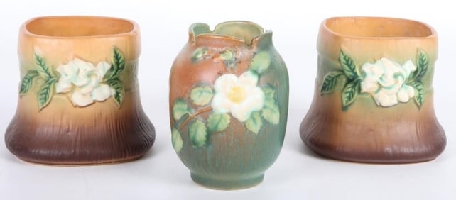 ROSEVILLE POTTERY GARDENIA BROWN WHITE ROSE VASES