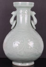 LARGE VINTAGE CHINESE CELADON ORNATE VASE