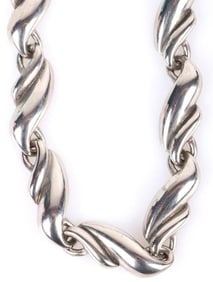 STERLING SILVER WAVE DESIGN NECKLACE