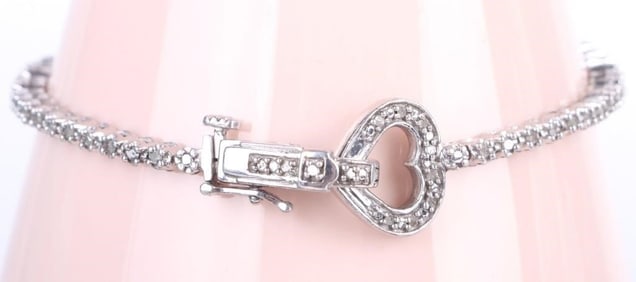 DIAMOND STERLING SILVER HEART TENNIS BRACELET