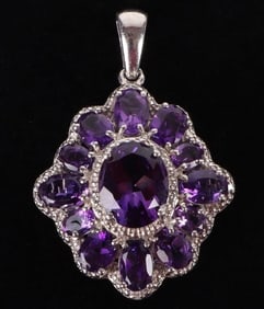 STUNNING STERLING URUGUAYAN AMETHYST PENDANT