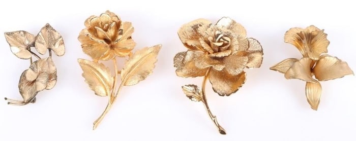 VINTAGE GOLD-TONE FLOWER & LEAF BROOCH LOT OF 4