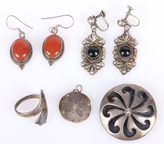 VINTAGE MEXICAN STERLING SILVER LADIES JEWELRY
