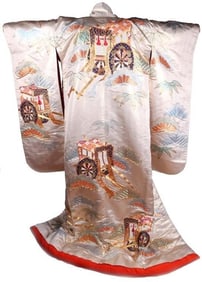 VINTAGE EMBROIDERED UCHIKAKE JAPANESE KIMONO