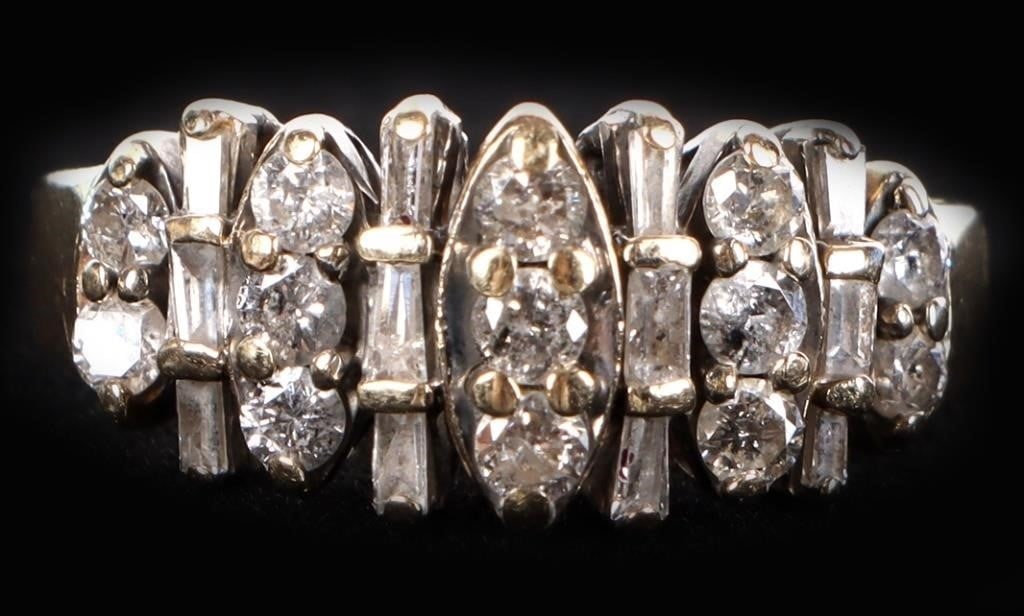 ~.89CTW DIAMOND TIERED CLUSTER 10K LADIES RING (1 of 3)