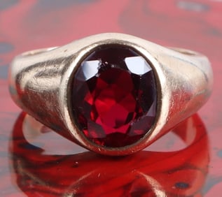 ~3CT OVAL RUBY MENS RING SET IN 10K YELLOW GOLD