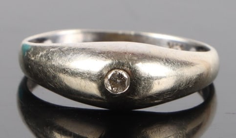 14K WHITE GOLD LADIES RING W/ 0.03K DIAMOND