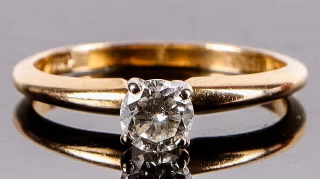 1/3CT DIAMOND SOLITAIRE 14K GOLD LADIES RING (1 of 3)