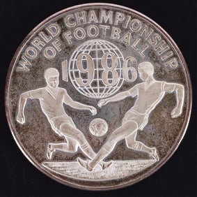 STERLING SILVER 1986 JAMAICA $100 COIN