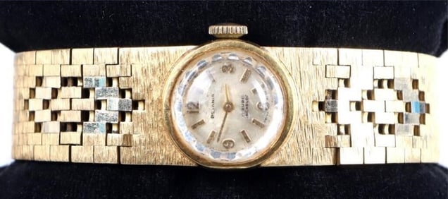 VINTAGE 18K GOLD BETANIA 17 RUBY INCABLOC WATCH