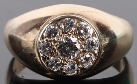 0.89CTW 14K YELLOW GOLD MENS RING W/ 9 DIAMONDS