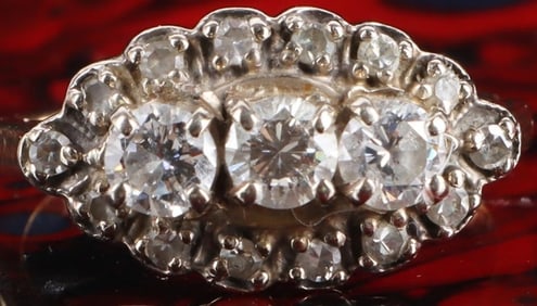 14K YELLOW GOLD DIAMOND LADIES RING 8.0 U.S.