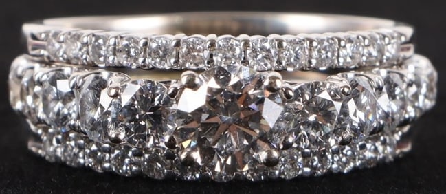 3.21CTW DIAMOND LADIES WEDDING SET IN WHITE GOLD
