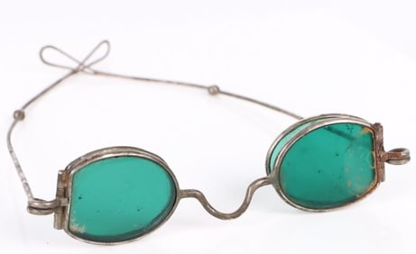 ANTIQUE GEORGIAN SILVER CR & CO. TINTED GLASSES
