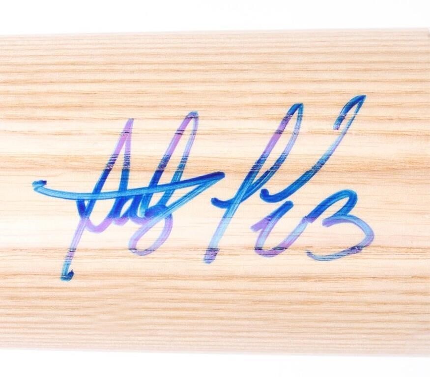 FERNANDO TATIS JR. AUTOGRAPHED BLONDE RAWLINGS BAT (1 of 5)