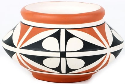 VTG 1986 ACOMA ISLETA BOWL POTTERY SIGNED J. RAEL