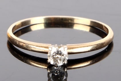 14K YELLOW GOLD NATURAL DIAMOND LADIES RING