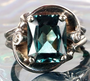 14K WHITE GOLD NATURAL LONDON TOPAZ LADIES RING