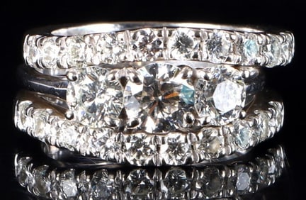 ~2.16CTW THREE STONE DIAMOND LADIES BRIDAL SET