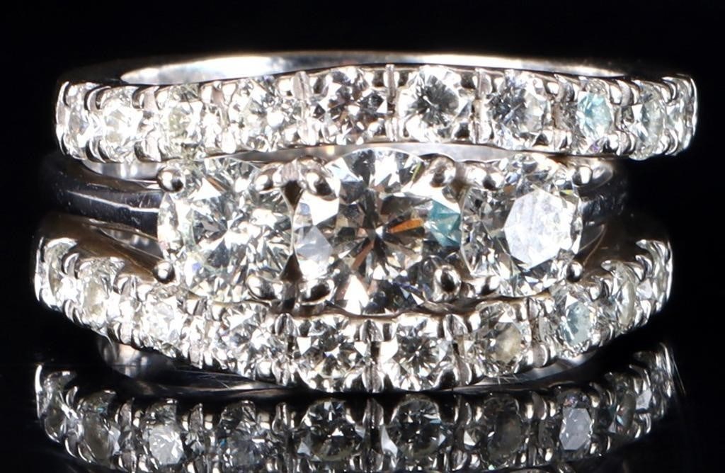 ~2.16CTW THREE STONE DIAMOND LADIES BRIDAL SET (1 of 6)