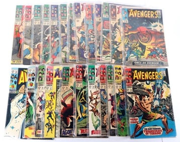 THE AVENGERS COLLECTIBLE KEY COMIC BOOKS - (24)