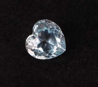 6.75CT GENUINE LOOSE HEART SHAPED BLUE SAPPHIRE.