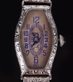 ANTIQUE 18K WHITE GOLD ART DECO LADIES WATCH