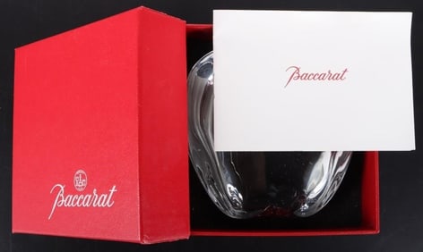 BACCARAT CRYSTAL HALF APPLE PAPERWEIGHT W/ BOX