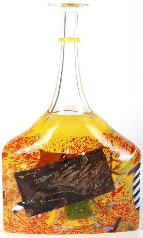 BERTIL VALLIEN FOR KOSTA BODA SATELLITE BOTTLE: Kosta Boda Bertil Vallien for Kosta Boda yellow Satellite bottle.Size: 10" TallCondition: See pictures.