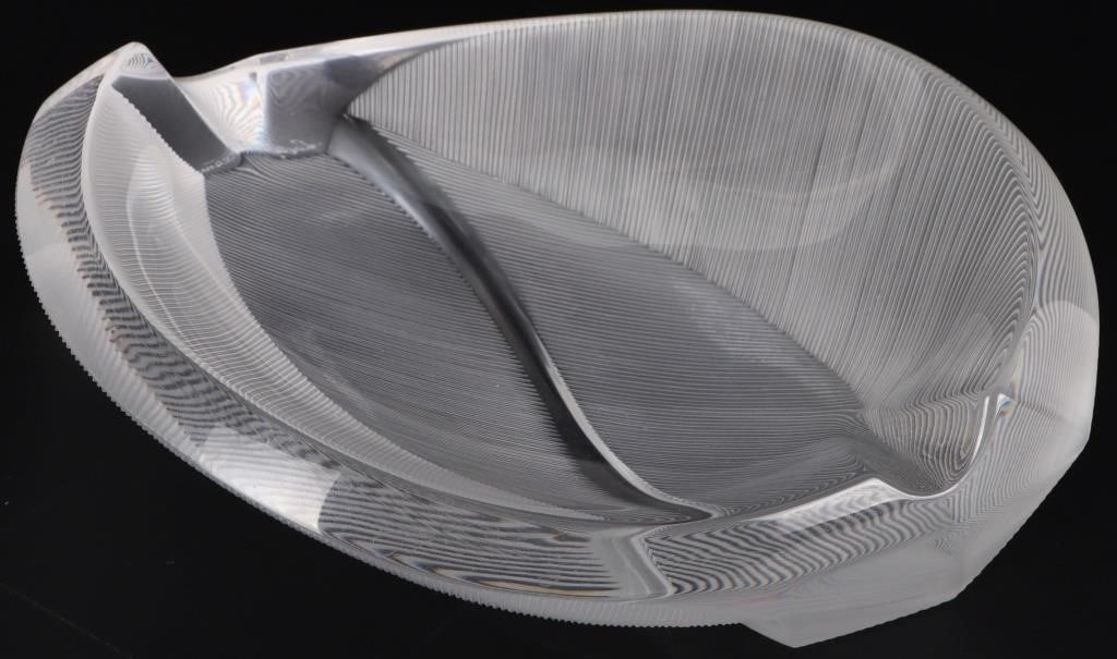 LALIQUE FRANCE CRYSTAL 'PHILIPPINE' ASHTRAY SIGNED: Lalique France crystal "Philippine" leaf ashtray. Bottom is signed. Size: 7.5" x 6.75" Condition: No cracks or chips. Please see images for compete condition.