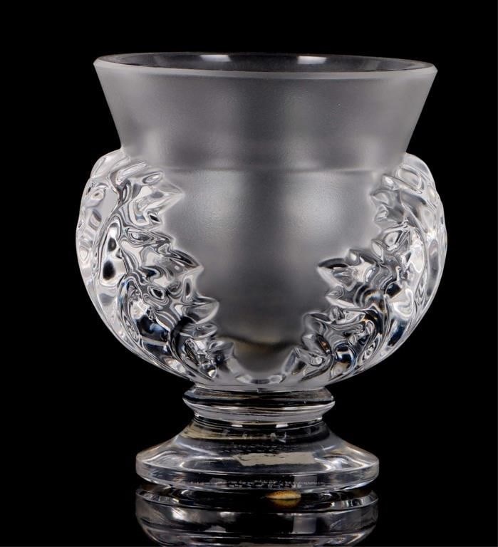 LALIQUE CRYSTAL ST. CLOUD ACANTHUS FOOTED VASE (1 of 3)