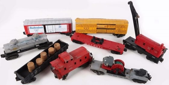 ANTIQUE LIONEL K LINE MODEL TRAINS - LOT OF 8