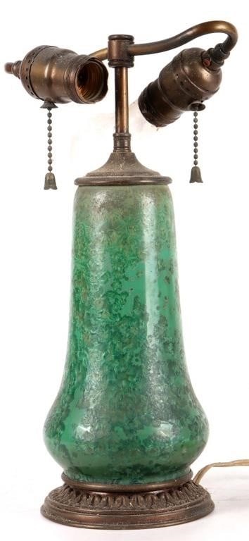 ANTIQUE TIFFANY STYLE REPLICA GREEN PORCEALIN LAMP (1 of 4)