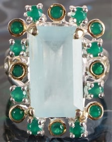 18CT AQUAMARINE & EMERALD STERLING SILVER RING