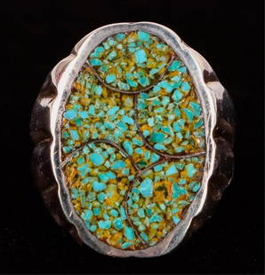 SOUTHWEST STYLE STERLING SILVER TURQUOISE RING: Southwest style sterling silver turquoise ring. The craftsmanship on this ring great.Stone Type: TurquoiseWeight: 15.0 GramsSize: 12Condition: Very fine