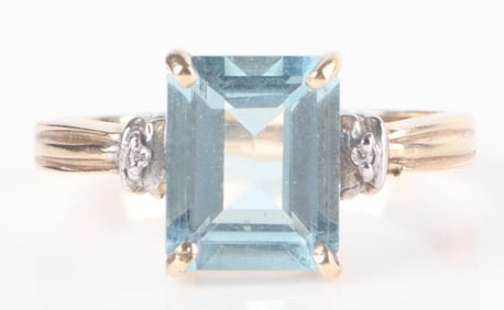 10K YELLOW GOLD LADIES RING W/ 3CT TOPAZ & DIAS