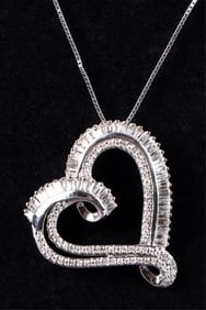 14K WHITE GOLD DIAMOND HEART LADIES NECKLACE