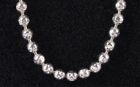 14K WHITE GOLD ETCHED BEADED NECKLACE
