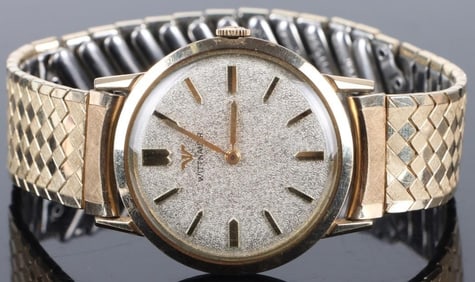 WITTNAUER 10K YELLOW GOLD PLATED MENS WRISTWATCH