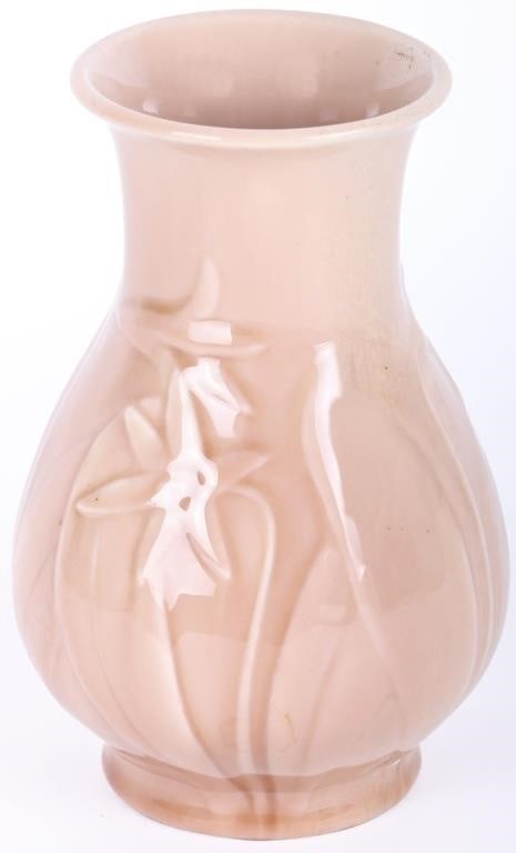 ROOKWOOD 1948 DAFFODIL FLOWER VASE #6830 (1 of 4)