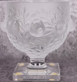 LALIQUE 'ELISABETH' SPARROW CRYSTAL VASE
