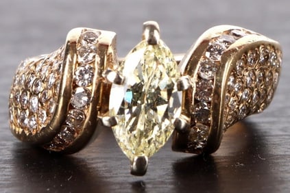 1.25 CT. MARQUIS DIAMOND 14K GOLD LADIES RING