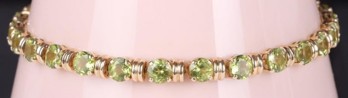 12.50CTW PERIDOT 14K YELLOW GOLD LADIES BRACELET