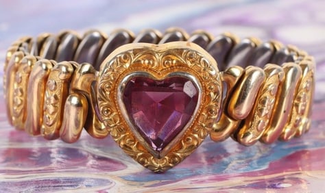 VINTAGE MARVEL VELLURE GOLD FILLED HEART BRACELET