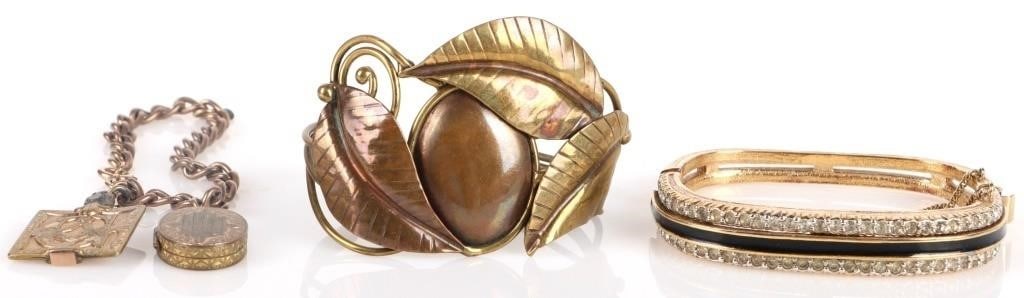 VINTAGE GOLD-TONE LADIES FASHION BRACELETS (3) (1 of 5)