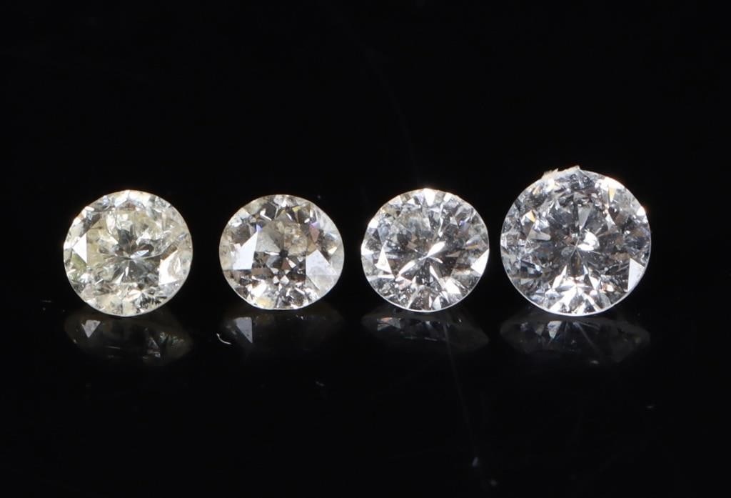1.35CTW LOOSE PRECIOUS NATURAL DIAMONDS - LOT OF 4: 1.35CTW loose precious natural diamond to include one 0.40ct round natural diamond, two 0.25ct round natural diamonds, and one 0.30ct round natural diamond.Stone Type: DiamondSize: 1.35CTWCondition: S