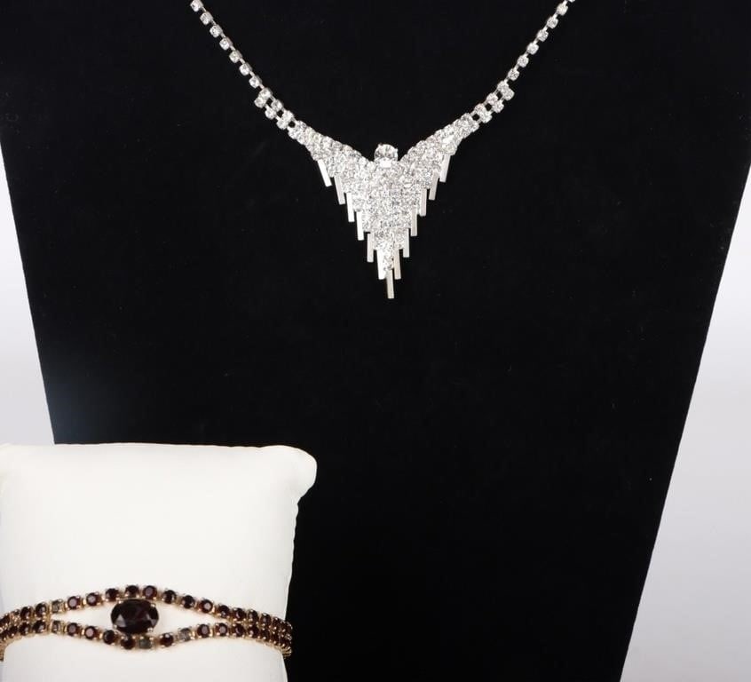 VINTAGE RHINESTONE NECKLACE AND BRACELET (1 of 6)