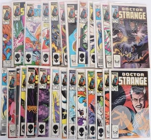 DOCTOR STRANGE COMIC COLLECTION - LOT OF 26