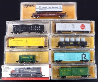 N SCALE MODEL TRAINS LOT OF 9 IN ORIGINAL BOXES
