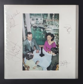 LED ZEPPELIN 'PRESENCE' VINYL RECORD BAND SIGNED